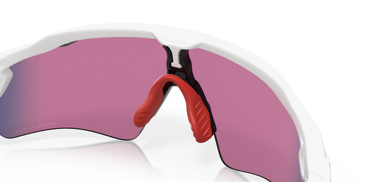 reval-myl-photo:OO9208_920805:0oo9208_920805_p21_shad_al4 #color_blanco-pulido-prizm-road