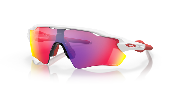 reval-myl-photo:OO9208_920805:0oo9208_920805_p21_shad_qt #color_blanco-pulido-prizm-road
