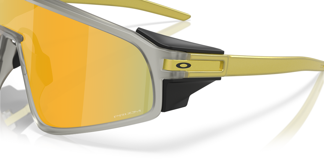 reval-myl-photo:OO9404_940424:0oo9404_940424_p21_shad_al3 #color_tinta-gris-mate