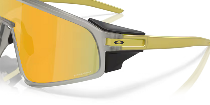 Oakley 0OO9404 -  Latch Panel