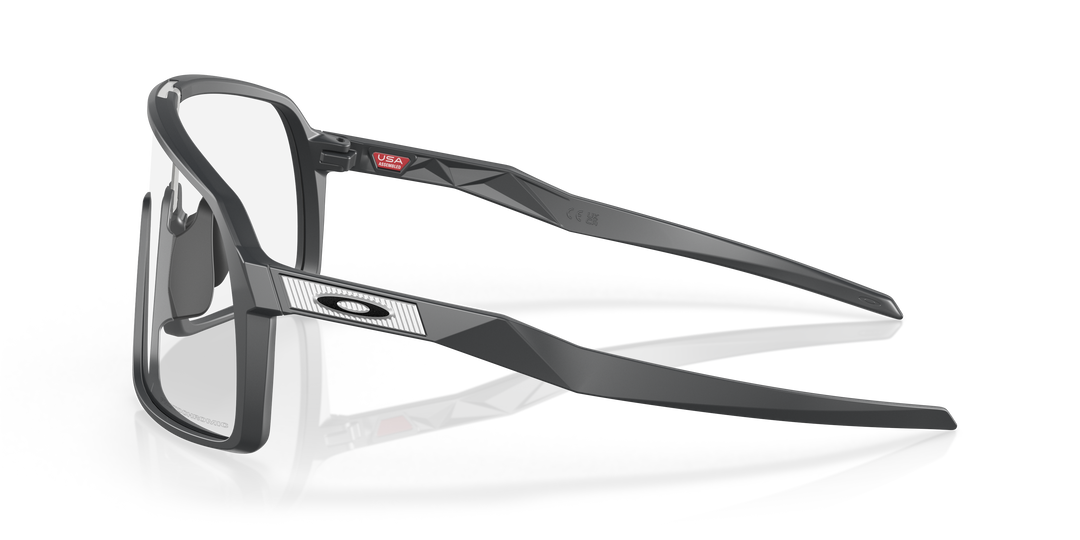 reval-myl-photo:OO9406_940698:0oo9406_940698_p21_shad_lt #color_carbono-mate-transparente-a-negro-iridium-fotocromatico