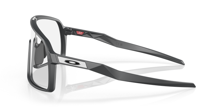 reval-myl-photo:OO9406_940698:0oo9406_940698_p21_shad_lt #color_carbono-mate-transparente-a-negro-iridium-fotocromatico