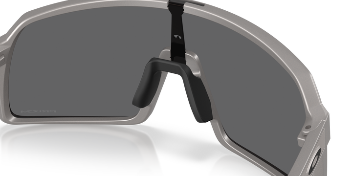 reval-myl-photo:OO9406_9406D1:0oo9406_9406d1_p21_shad_al4 #color_titanio-prizm-negro