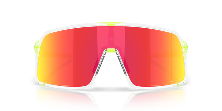 reval-myl-photo:OO9406_9406D2:0oo9406_9406d2_p21_shad_fr #color_transparente-prizm-ruby