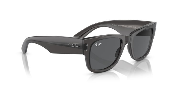 reval-myl-photo:RB0840S_1406B1:0rb0840s_1406b1_p21_shad_al2 #color_negro-traslucido-gris-oscuro