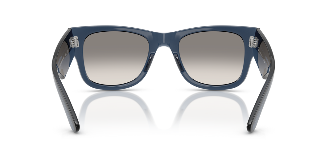 reval-myl-photo:RB0840S_684532:0rb0840s_684532_p21_shad_bk #color_azul-oscuro-traslucido-gris-degrade-a-transparente