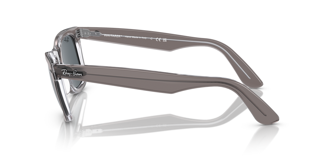 reval-myl-photo:RB2140_1355R5:0rb2140_1355r5_p21_shad_lt #color_gris-sobre-traslucido-azul
