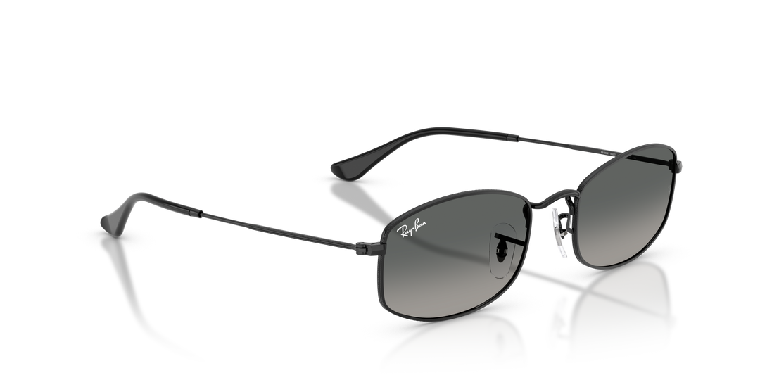 reval-myl-photo:RB3832_002_71:0rb3832_002_71_p21_shad_al2 #color_negro-gris-degrade