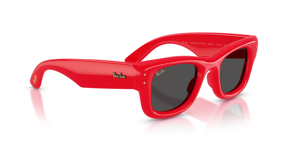 reval-myl-photo:RB4940_683187:0rb4940_683187_p21_shad_al2 #color_rojo-ultra-negro