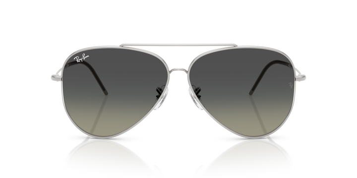 reval-myl-photo:RBR0101S_003_11:0rbr0101s_003_11_p21_shad_fr #color_plateado-gris-degrade