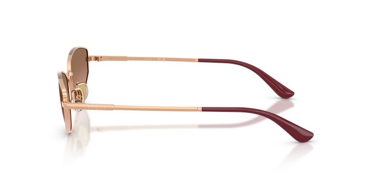 reval-myl-photo:VO4339S_515214:0vo4339s_515214_p21_shad_lt #color_56mm