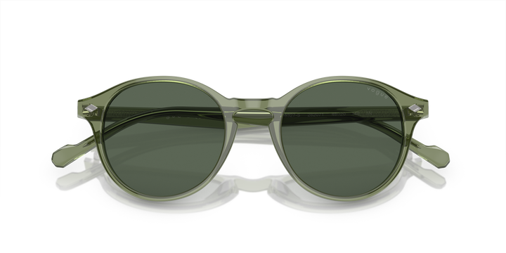 reval-myl-photo:VO5327S_282071:0vo5327s_282071_p21_shad_cfr #color_verde-traslucido-verde-oscuro
