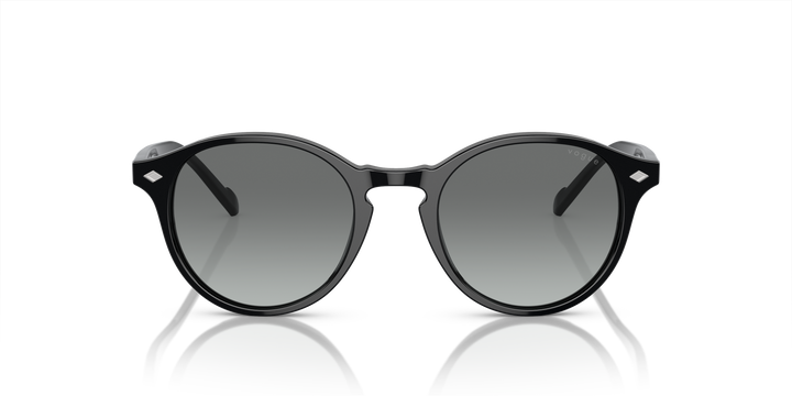 reval-myl-photo:VO5327S_W44_11:0vo5327s_w44_11_p21_shad_fr #color_negro-gris-degrade
