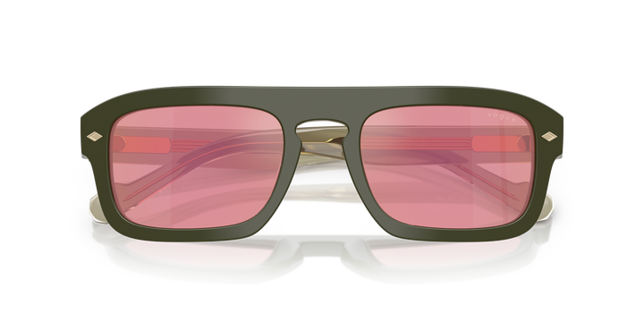 reval-myl-photo:VO5620S_3217F6:0vo5620s_3217f6_p21_shad_cfr #color_verde-completo-rojo-espejado-oscuro-y-rosa