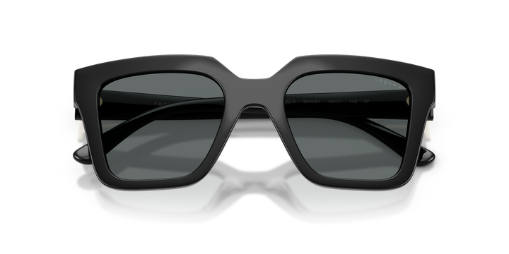 reval-myl-photo:VO5690S_W44_81:0vo5690s_w44_81_p21_shad_cfr #color_negro