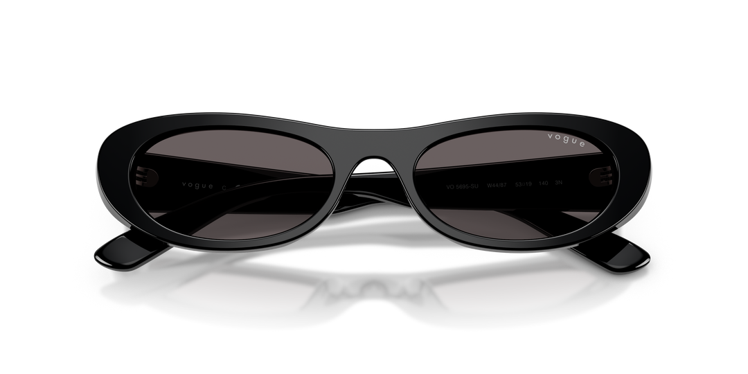 reval-myl-photo:VO5695SU_W44_87:0vo5695su_w44_87_p21_shad_cfr #color_humo-negro
