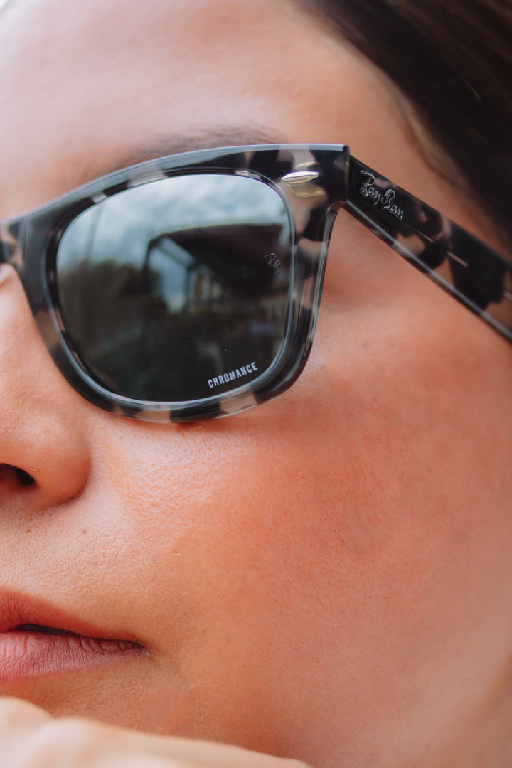 Foto real Reval - RAY BAN WAYFARER POLARIZADO RB2140 - RB2140 Wayfarer Chromance havana blanco - _MG_5189.jpg
