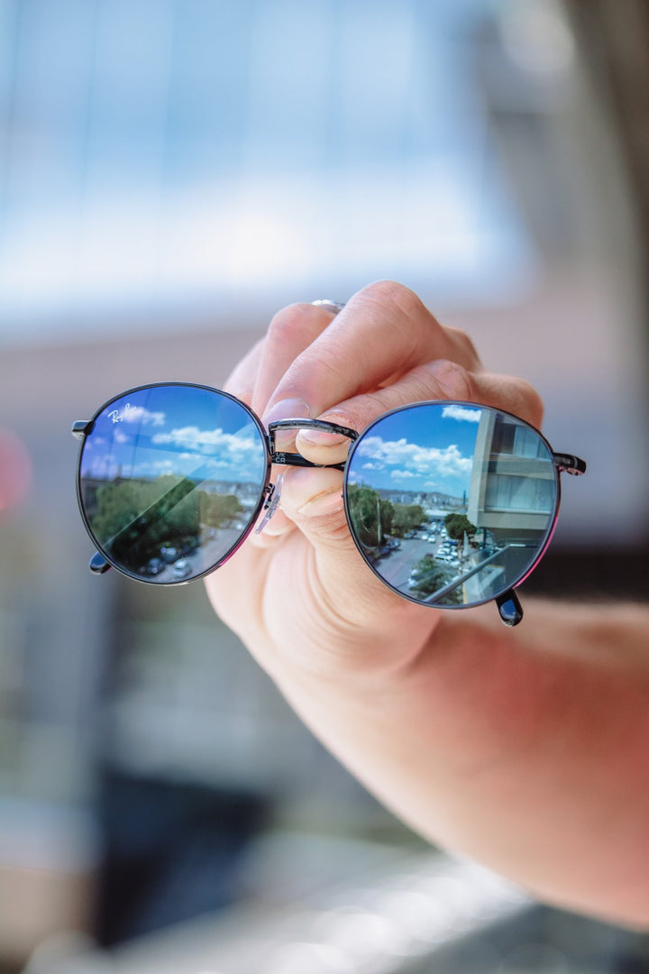 Foto real Reval - RAY BAN NEW ROUND RB3637 - ray ban new round azul espejo 7 negro - _MG_5712.jpg